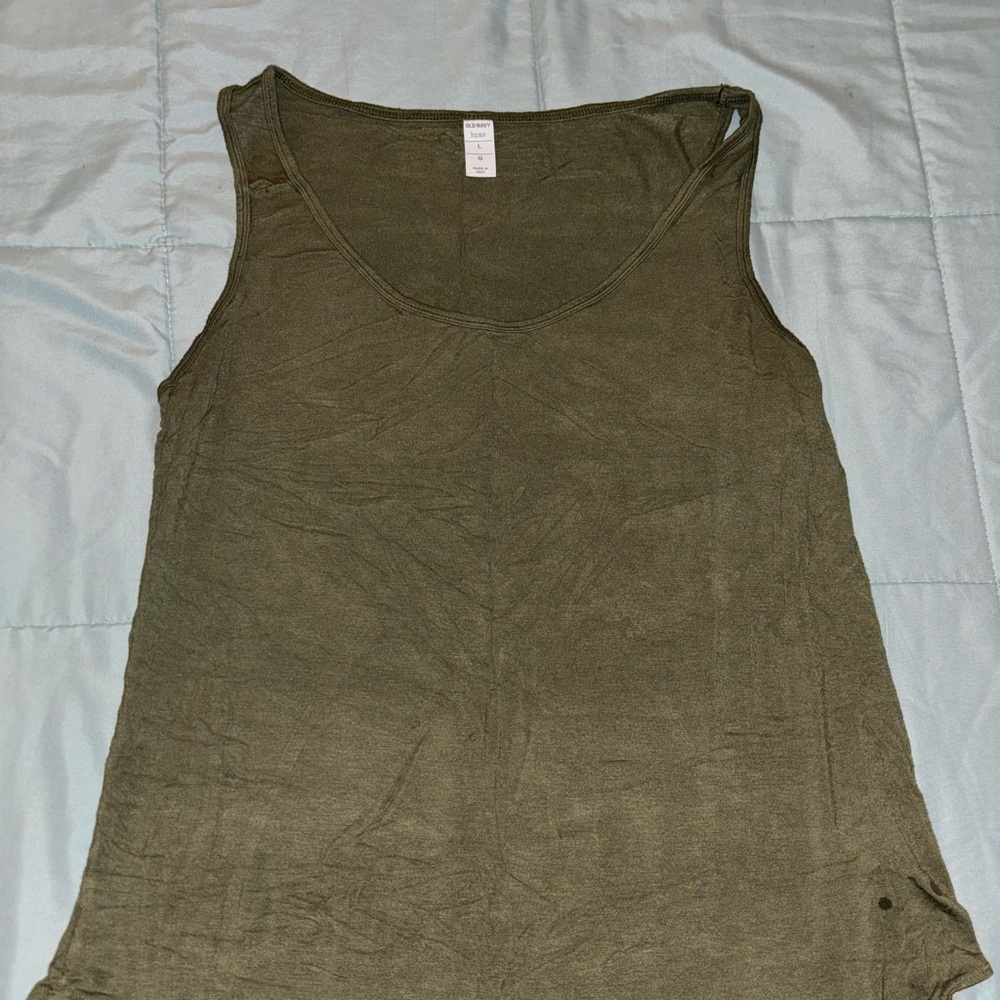 Women’s large tank top
